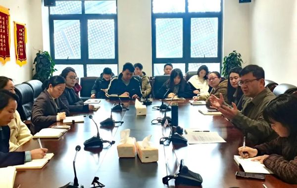 贵阳人才集团旗下人力资源公司召开业务工作调度会
